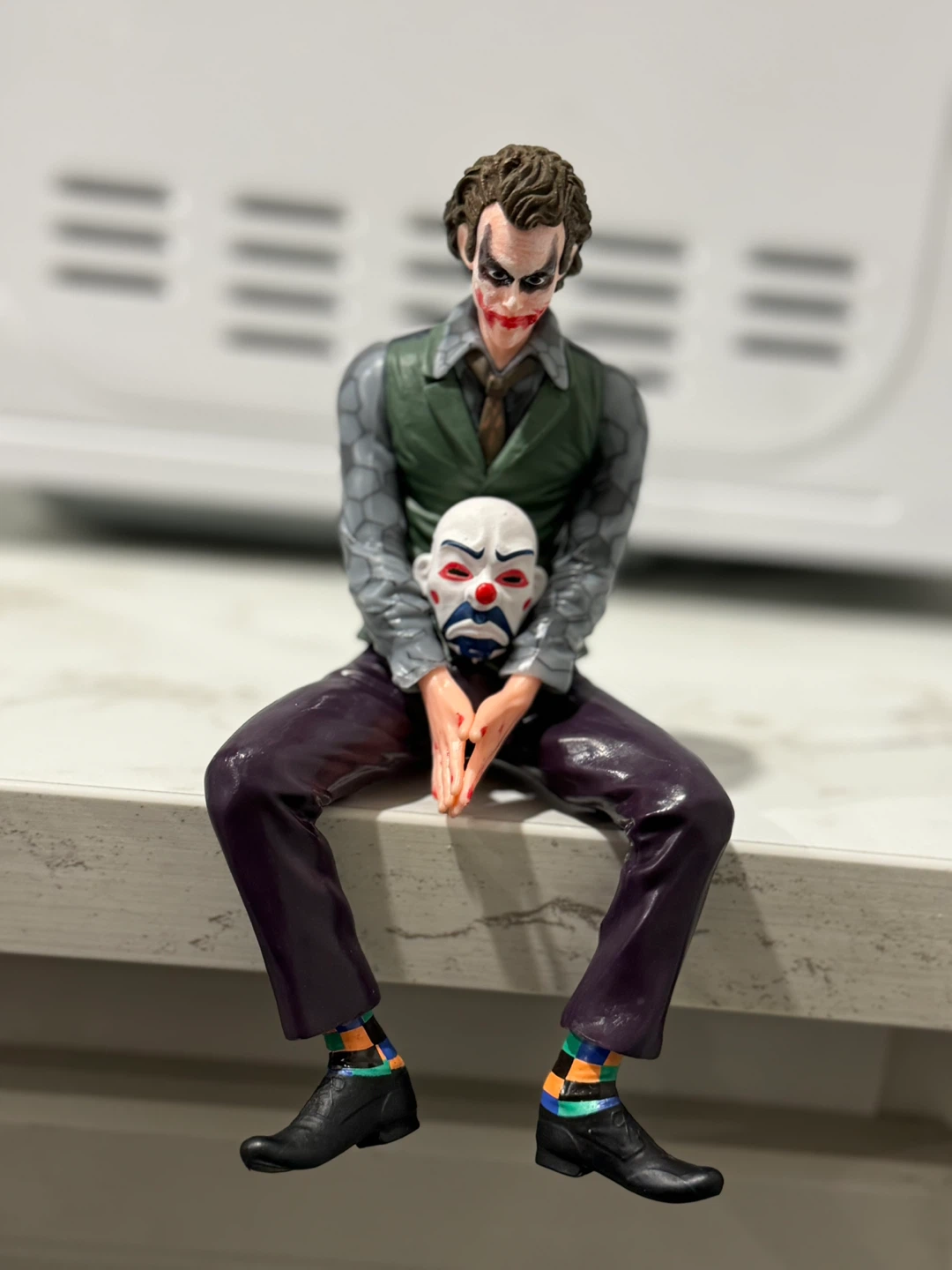 Joker Joaquin Phoenix Action Figure - photo 3