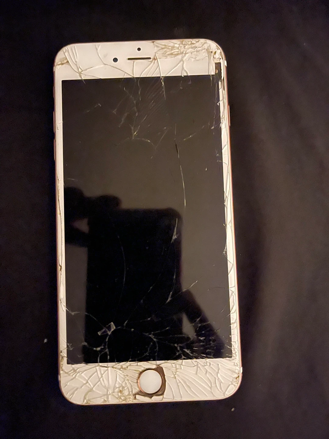 Apple iPhone 8 Plus (Rose Gold) - Cracked Screen
