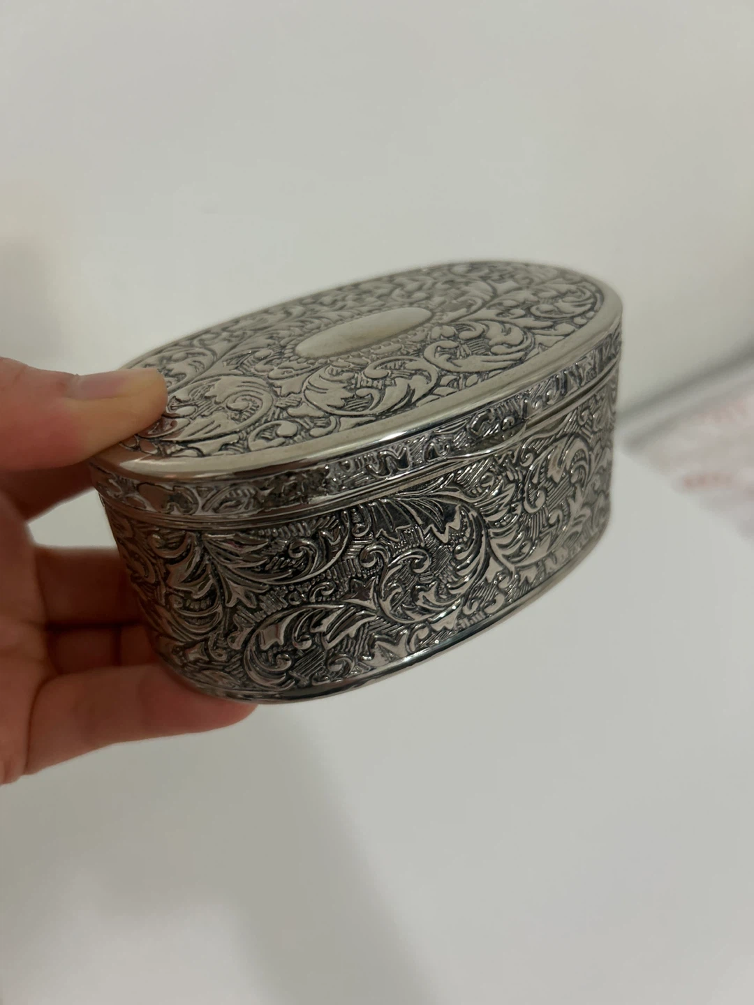 Elegance Silver Ornate Oval Trinket Box - photo 5