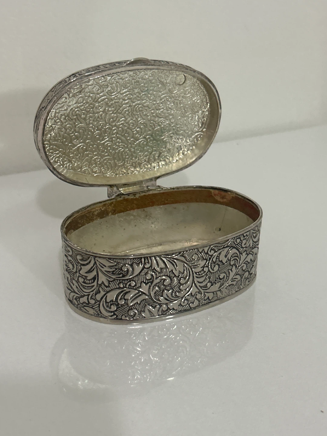 Elegance Silver Ornate Oval Trinket Box - photo 2