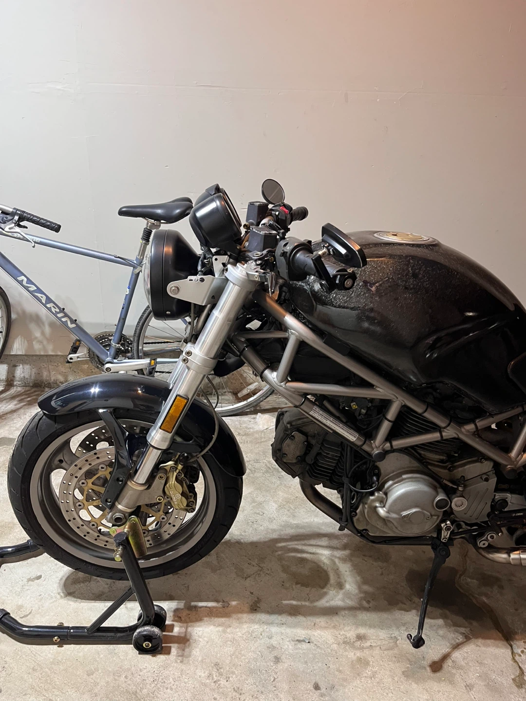 2003 Ducati monster 620 - photo 2