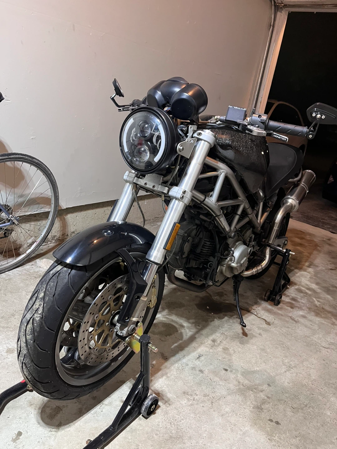 2003 Ducati monster 620