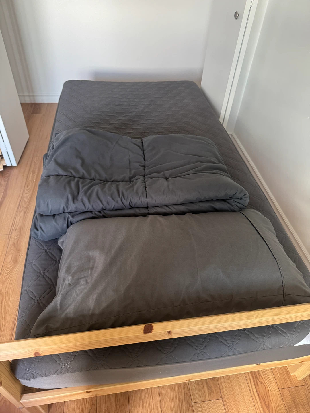 Single Bed Frame with Mattress - photo 5