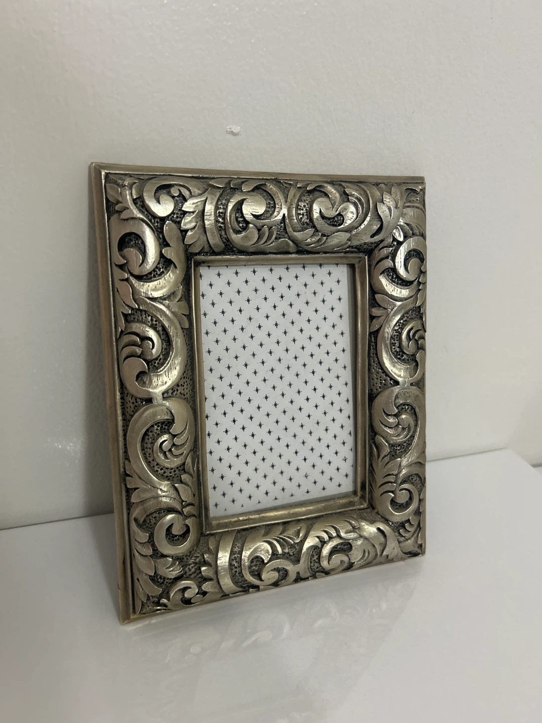 Ornate Silver Tone Photo Frame - photo 2
