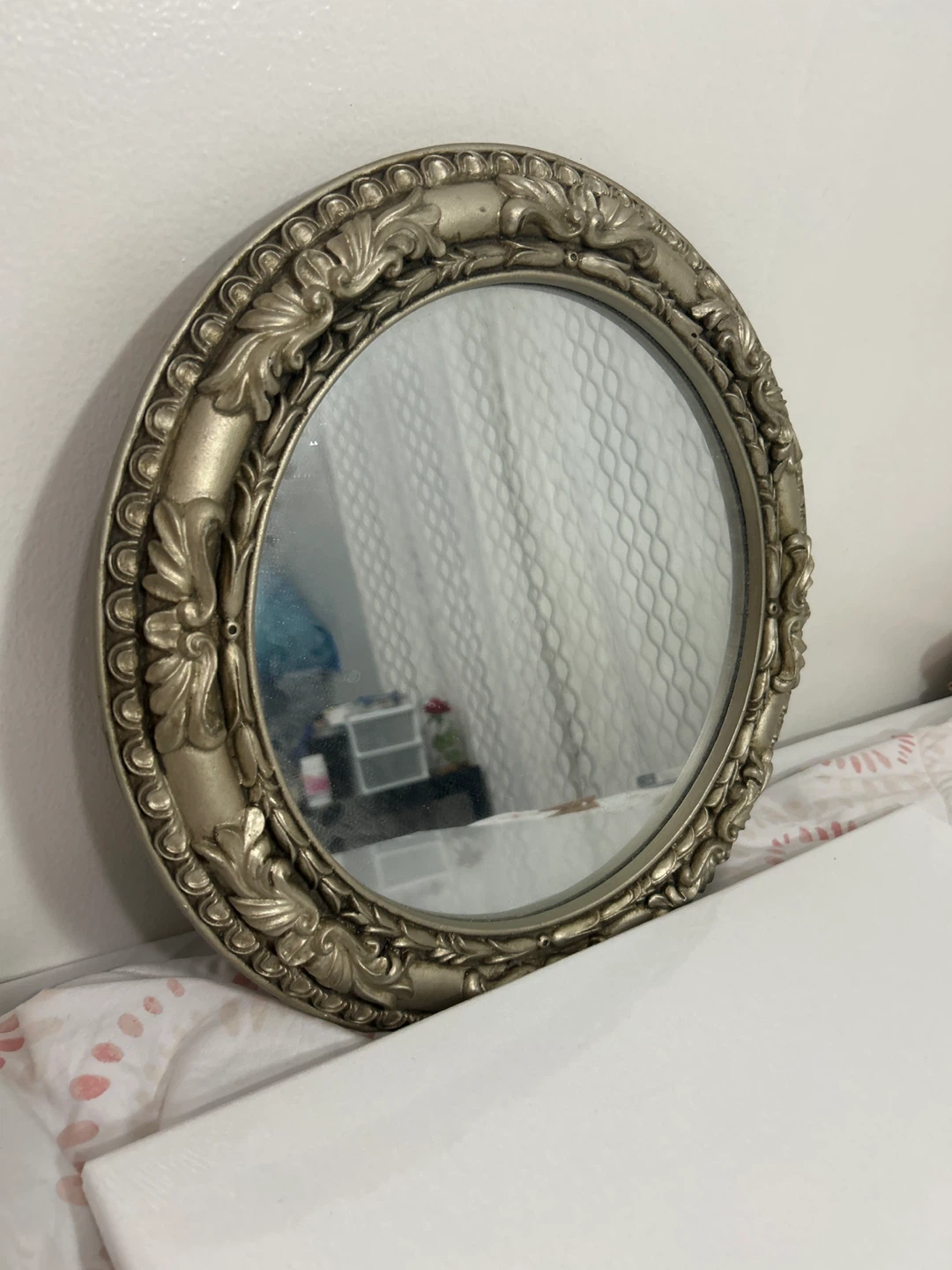 Decorative Ornate Round Wall Mirror