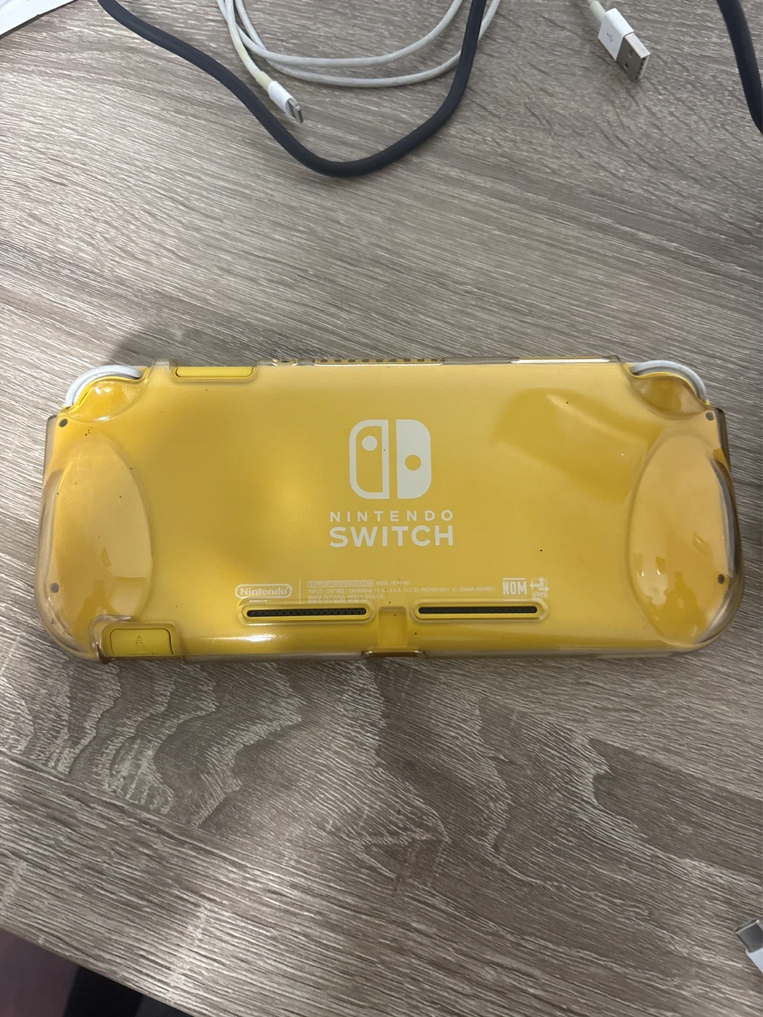 Nintendo Switch Lite Yellow - photo 2