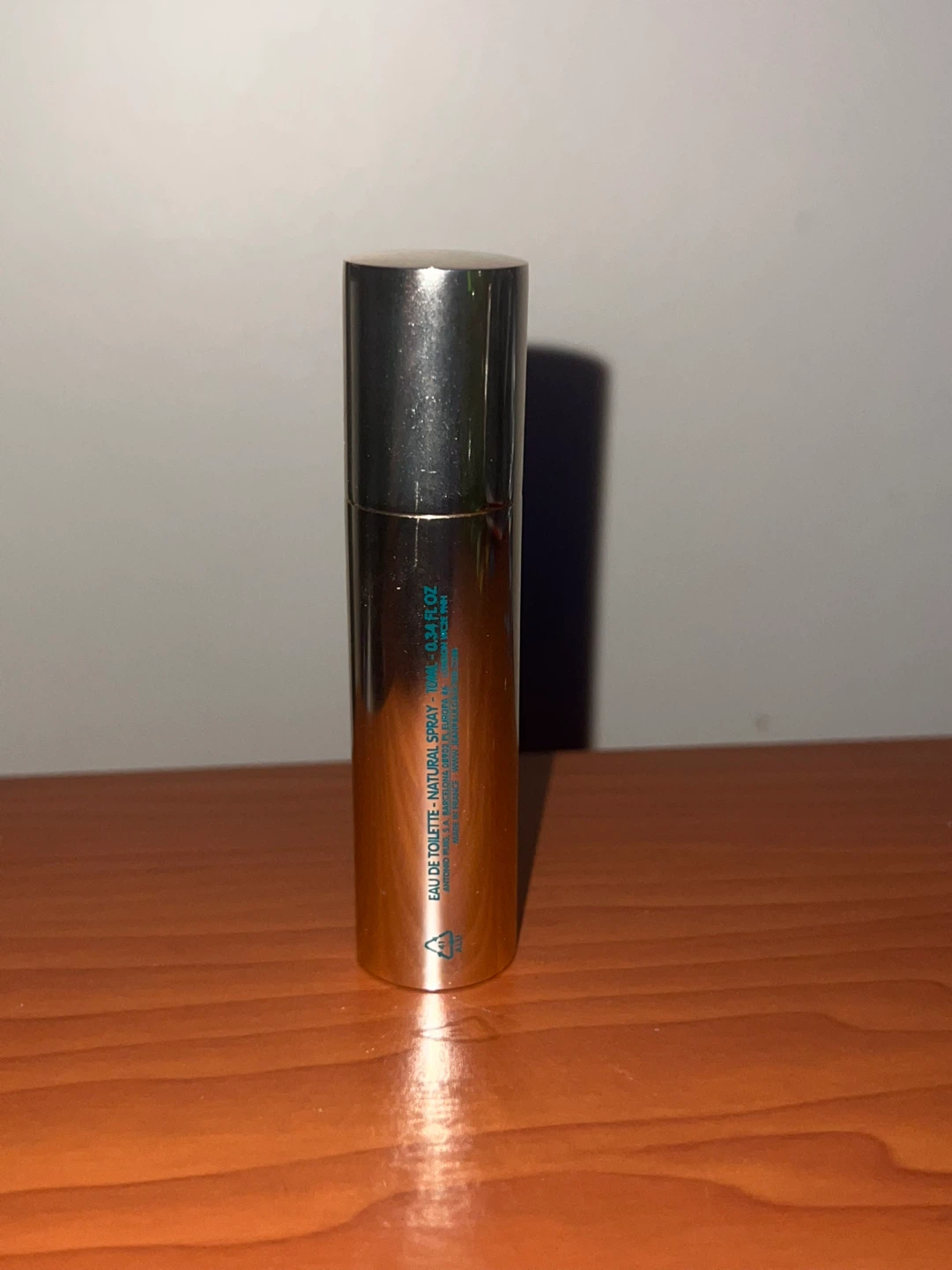Jean Paul Gaultier Le Beau Eau de Toilette Travel Spray - photo 3