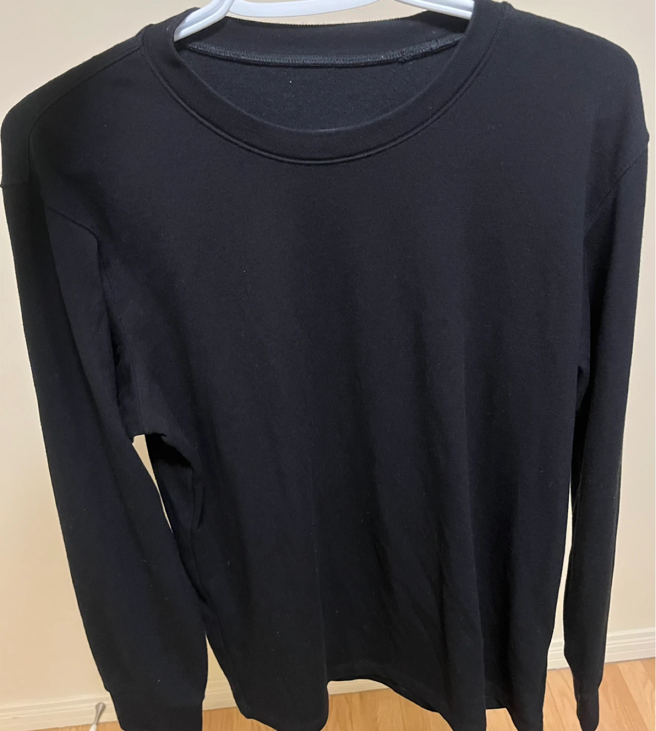 2 Uniqlo HEATTECH Ultra Warm Long Sleeve T-Shirts - Black - photo 2