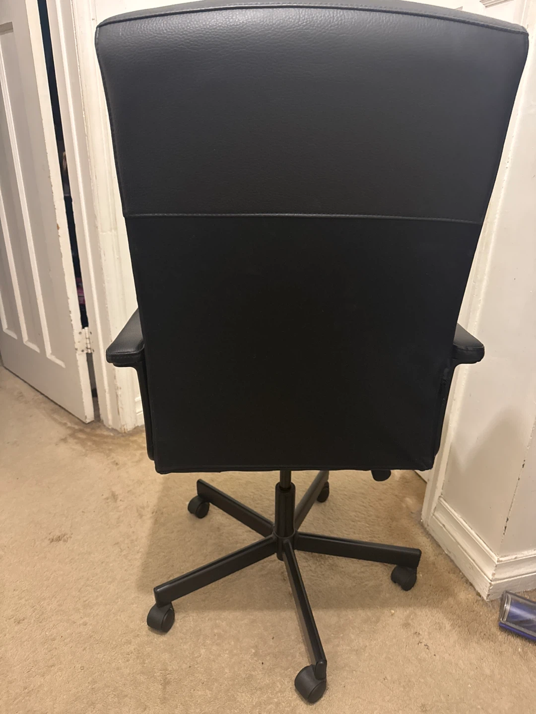 Black Office Chair - photo 4