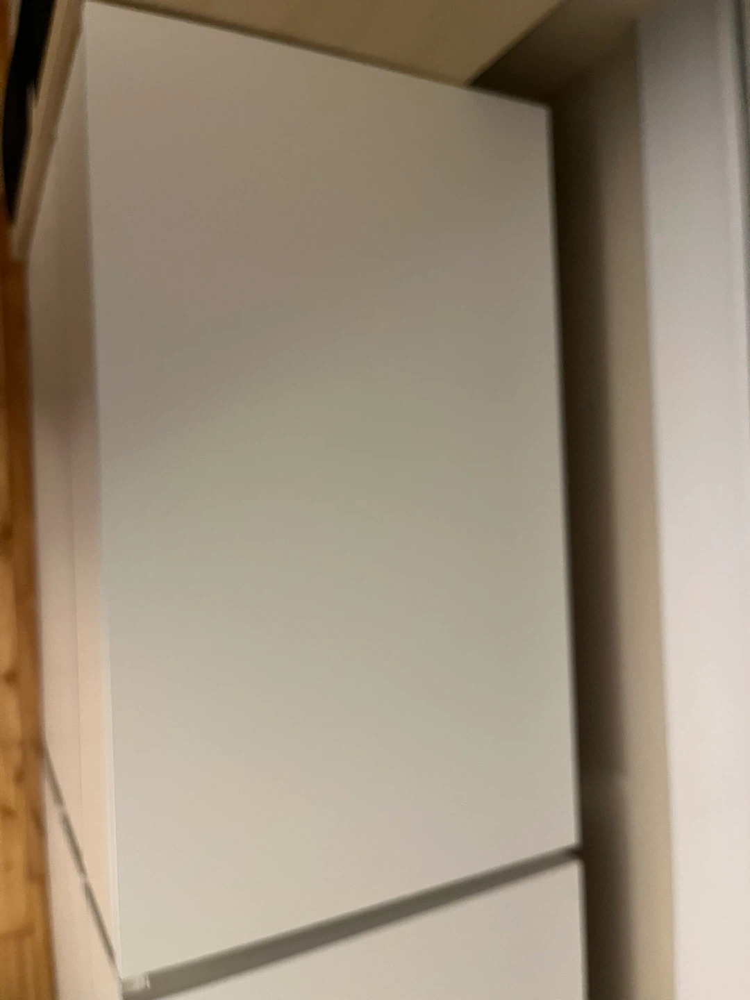 IKEA malm 3 drawers Dresser - photo 2