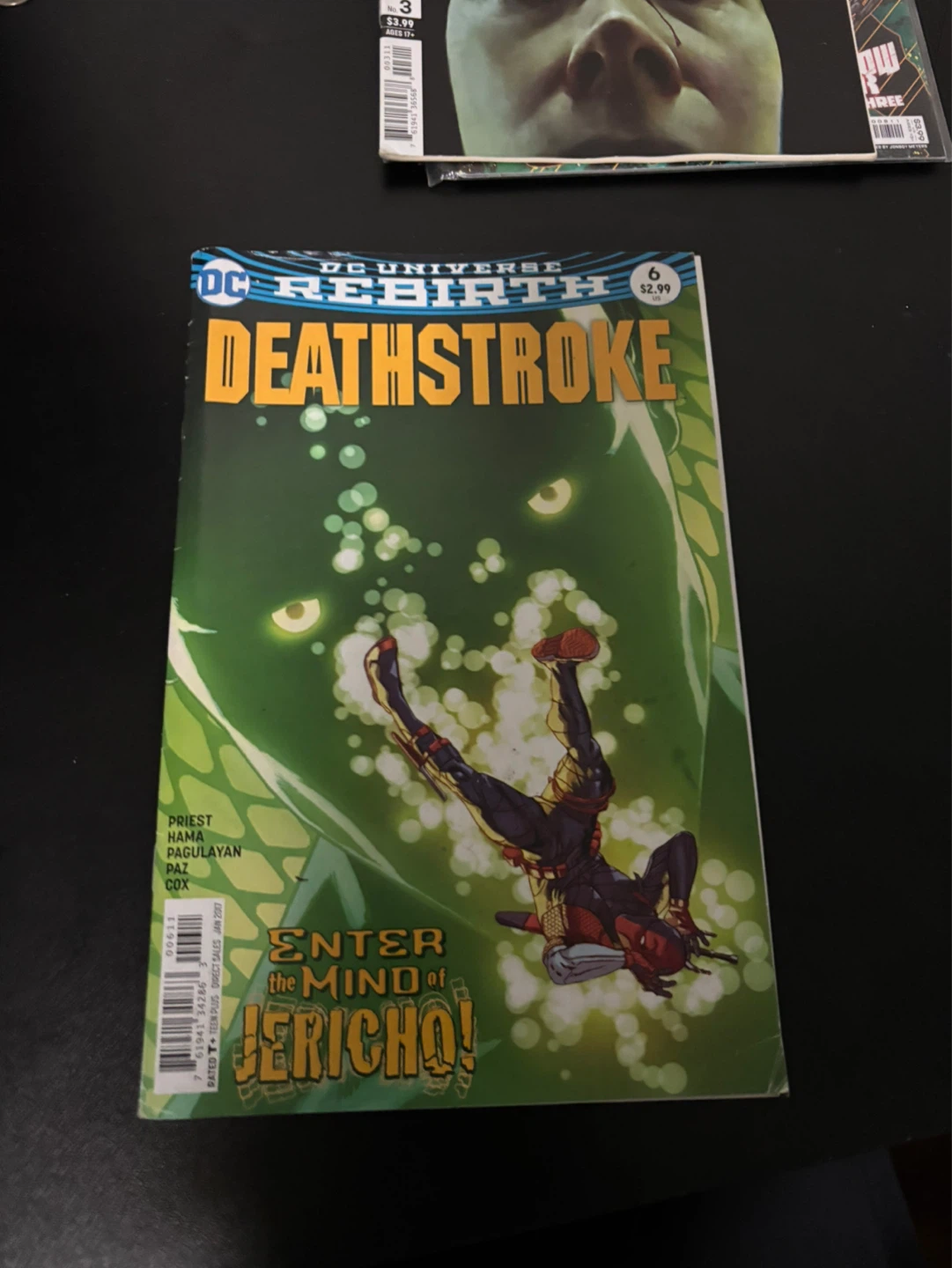 box of dc comics. 2$ each comic - photo 5