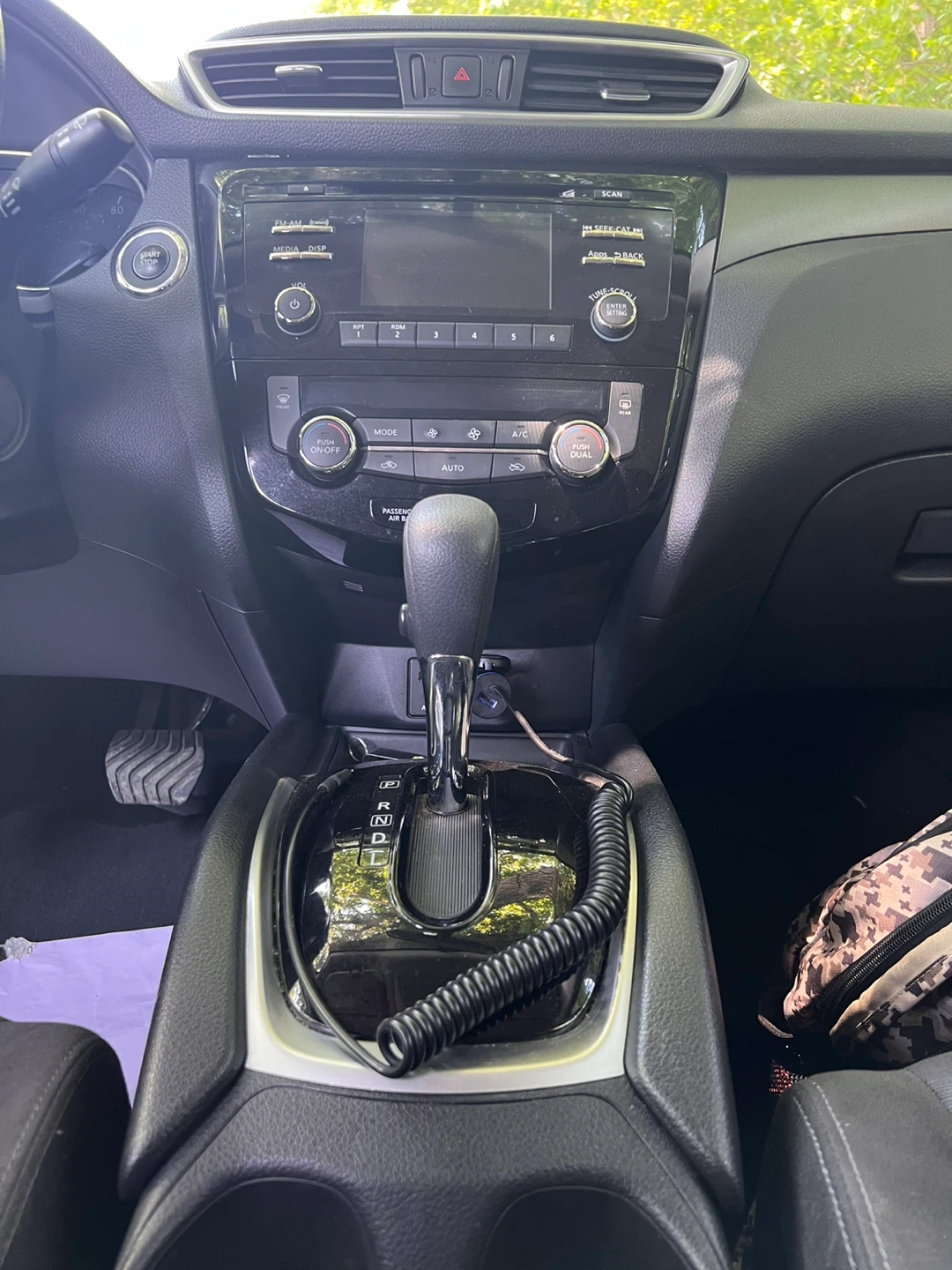 2015 Nissan Rogue SV AWD - photo 5