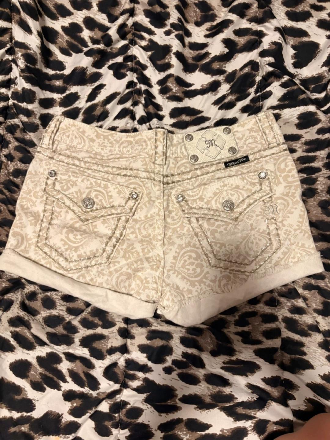 Miss Me Cargo Women's Size 28 Beige Patterned Denim Shorts - photo 2