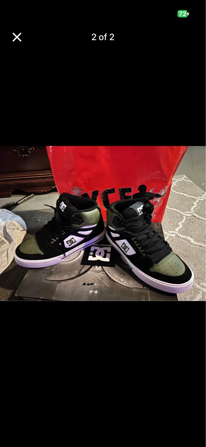 DC Shoes High-Top Sneakers