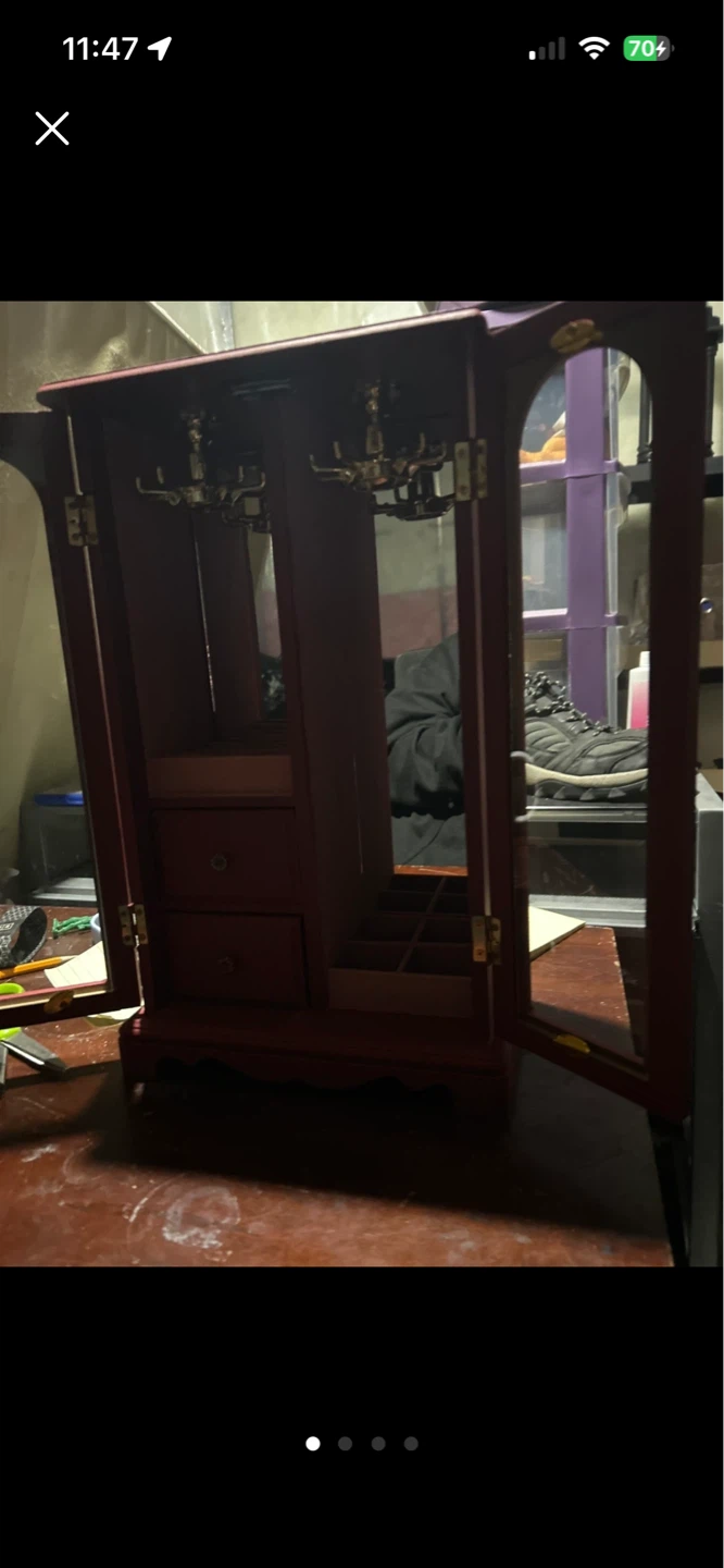 Red Wooden Jewellery Box with Mirrored Doors - photo 4