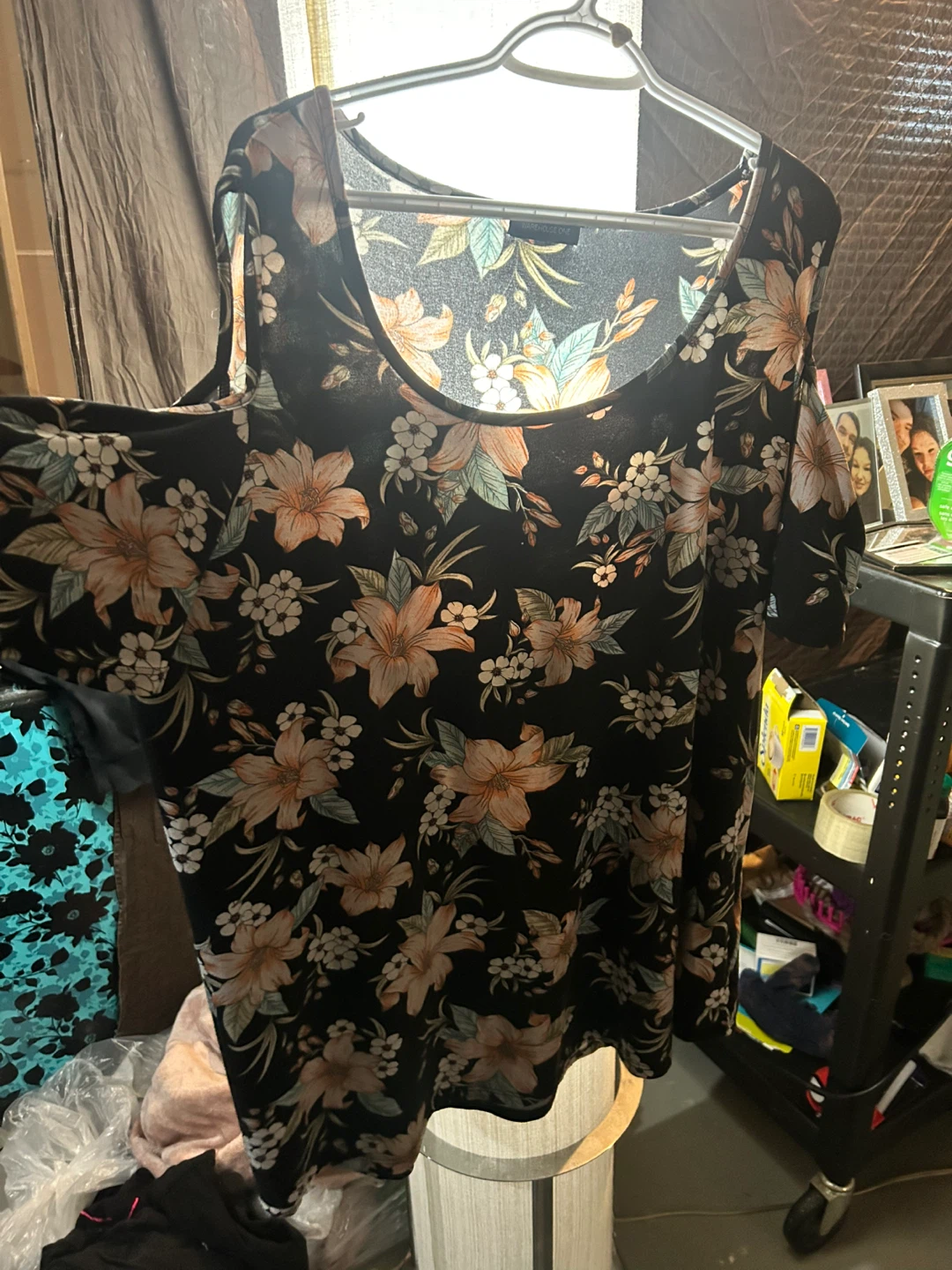 George Plus Black V-Neck Top Size 3X - photo 2