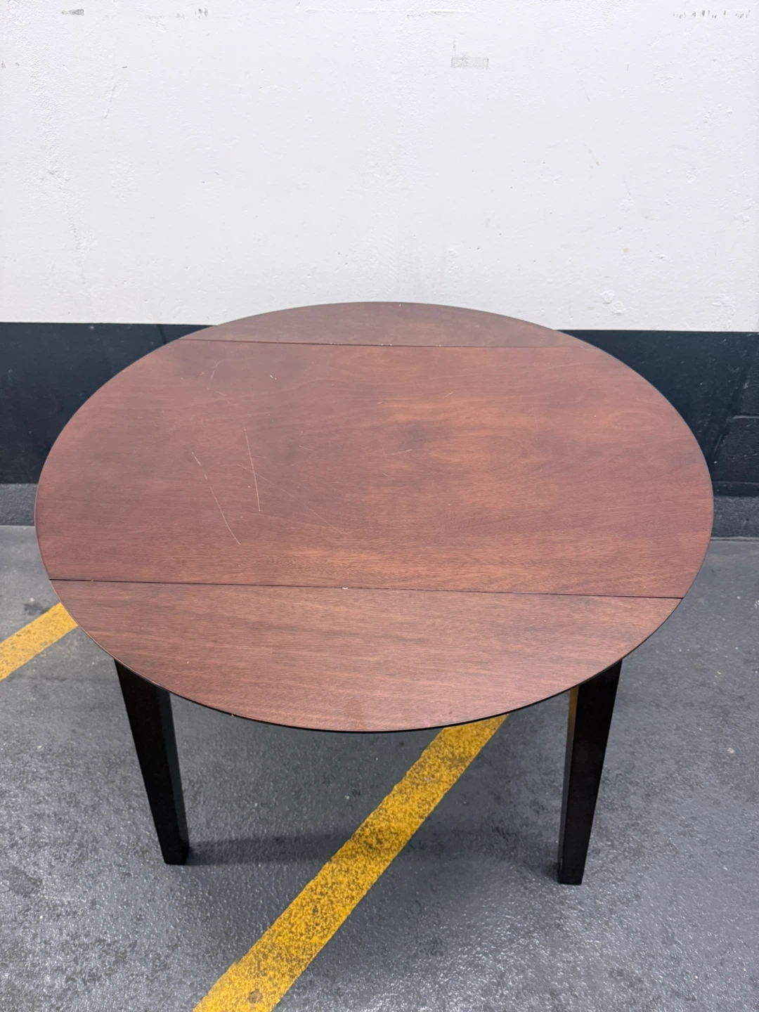 Round Drop Leaf Dining Table - photo 2