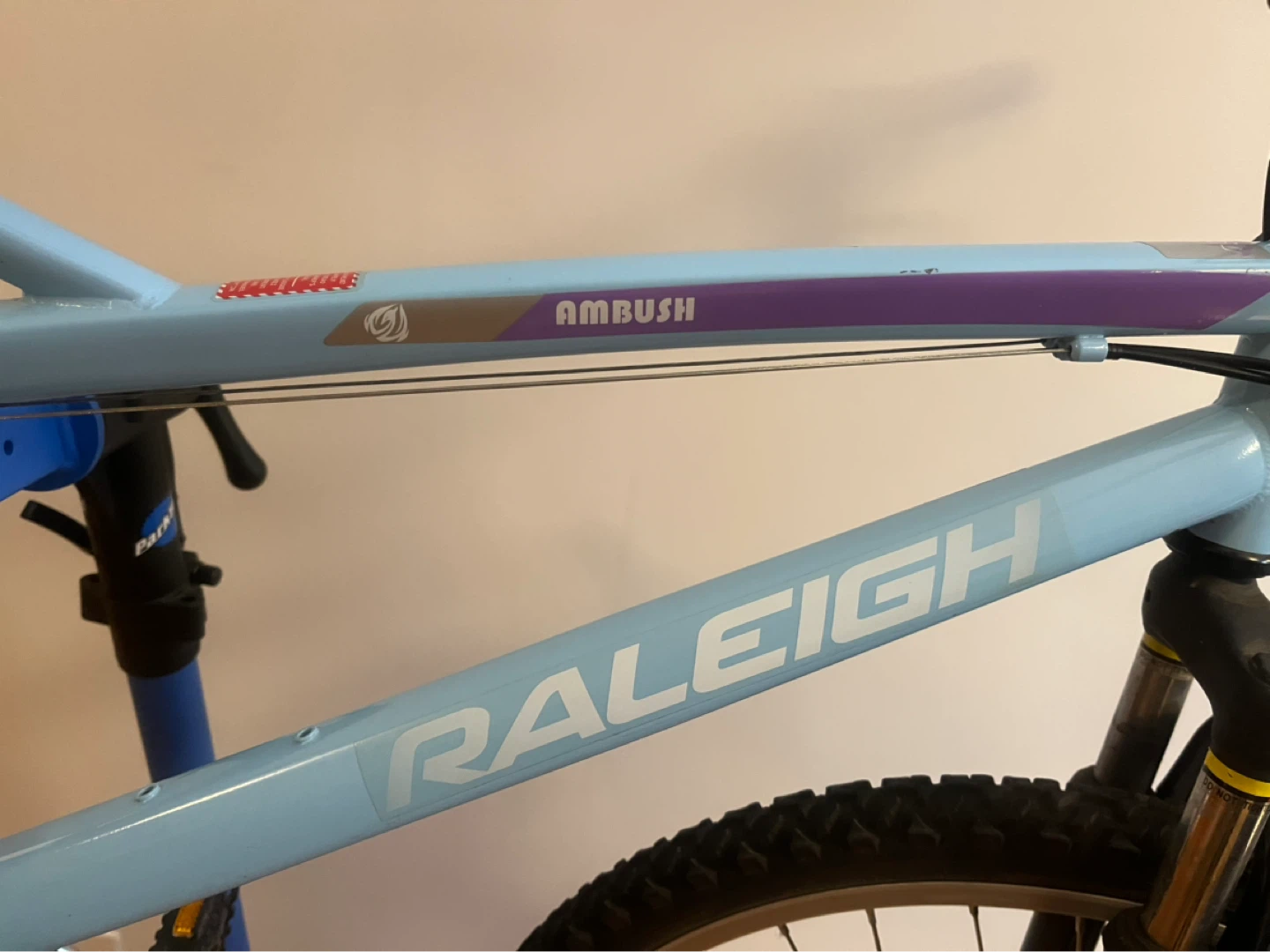 Raleigh Ambush Mountain Bike - photo 2