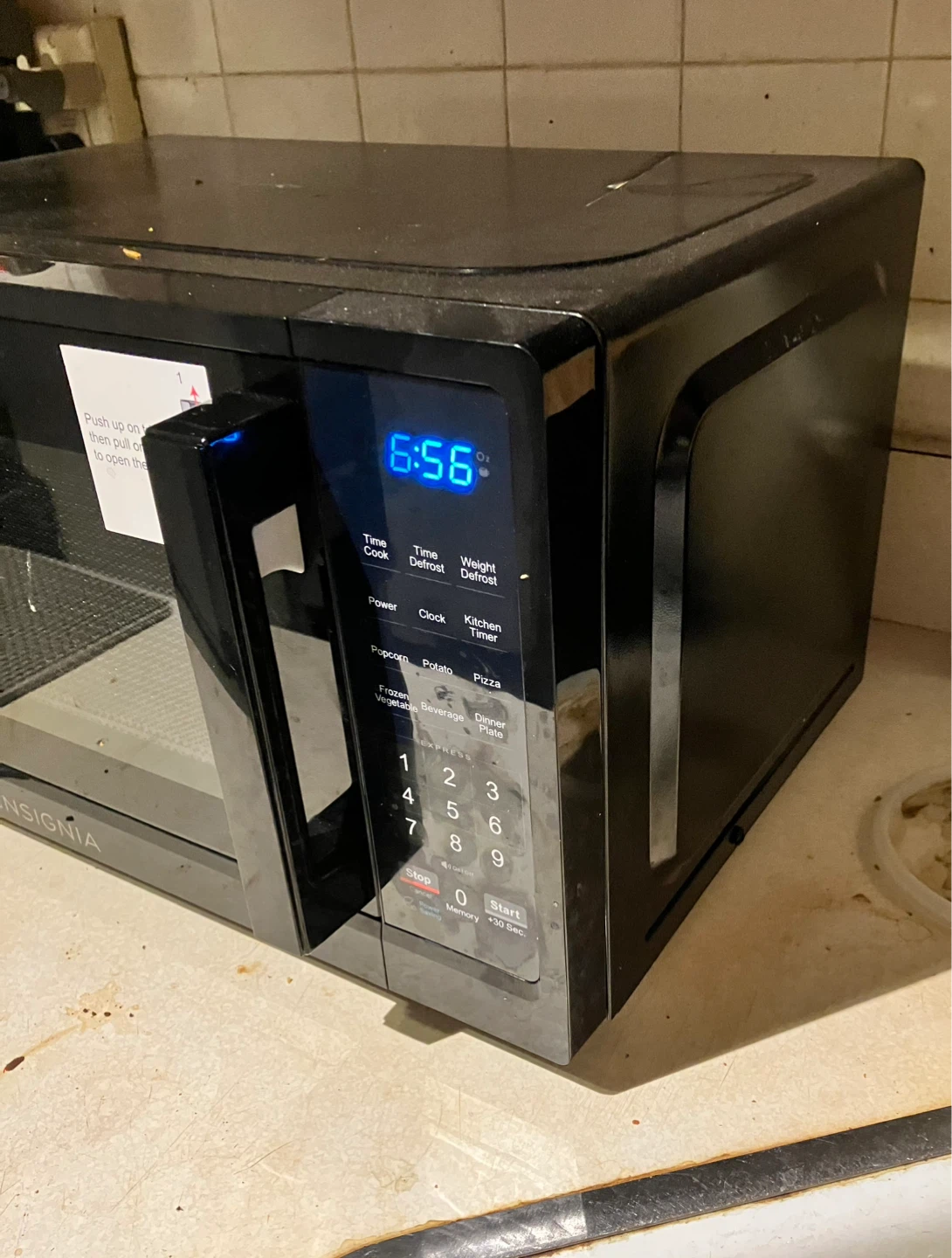 Insignia .7 Cu. Ft. Compact Microwave - Black - photo 2