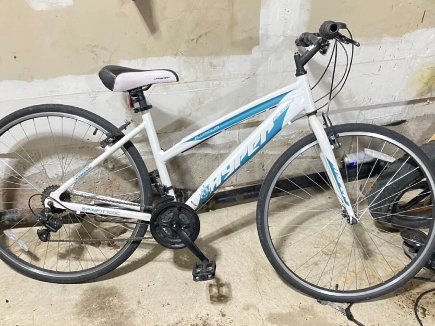 Used Women's NorthStar SpinFit 700C Hybrid Bike - photo 4
