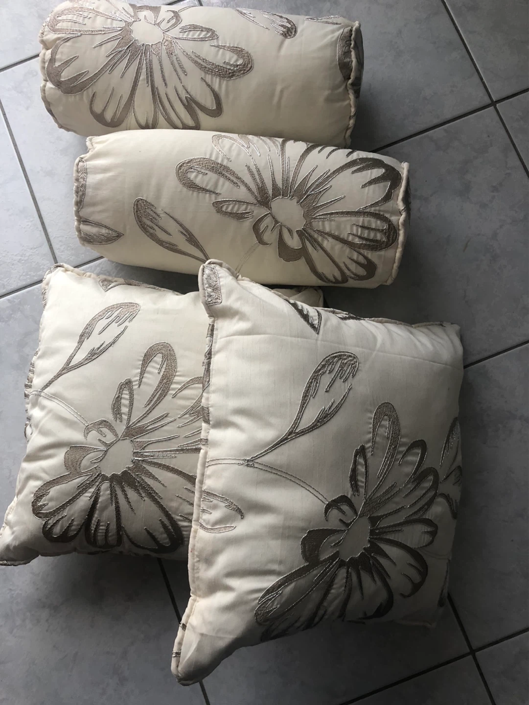 Set of 4 decorative throw pillows - photo 2