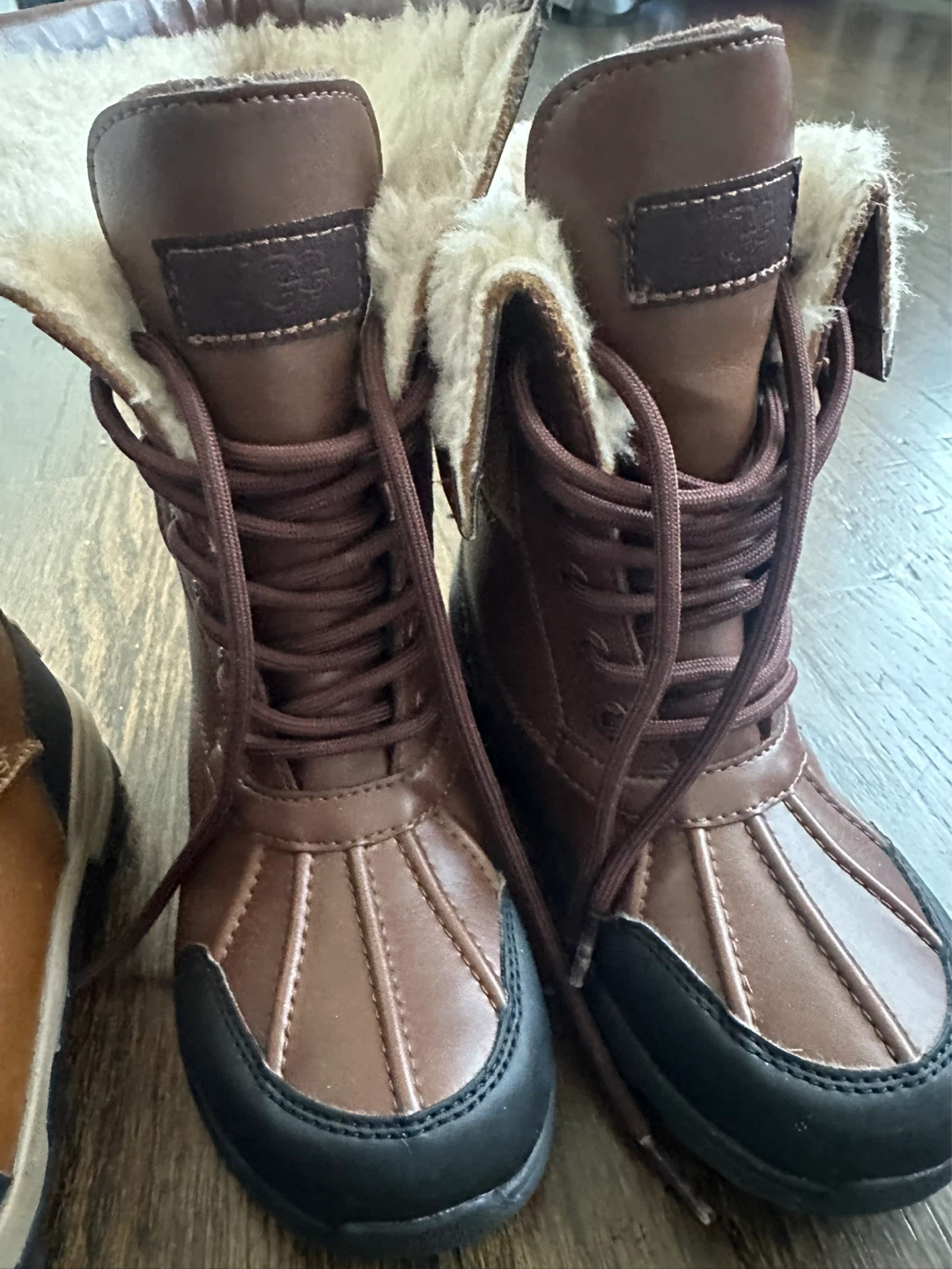 UGG Kids Boots - photo 4
