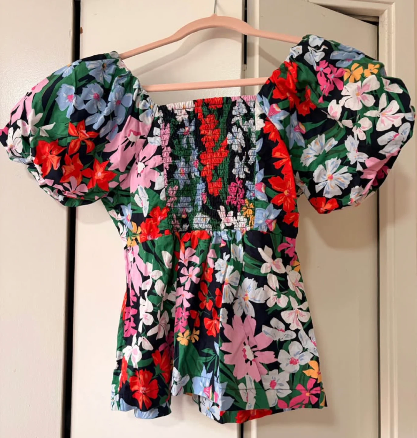 Old Navy Floral Smocked Puff Sleeve Top - photo 2