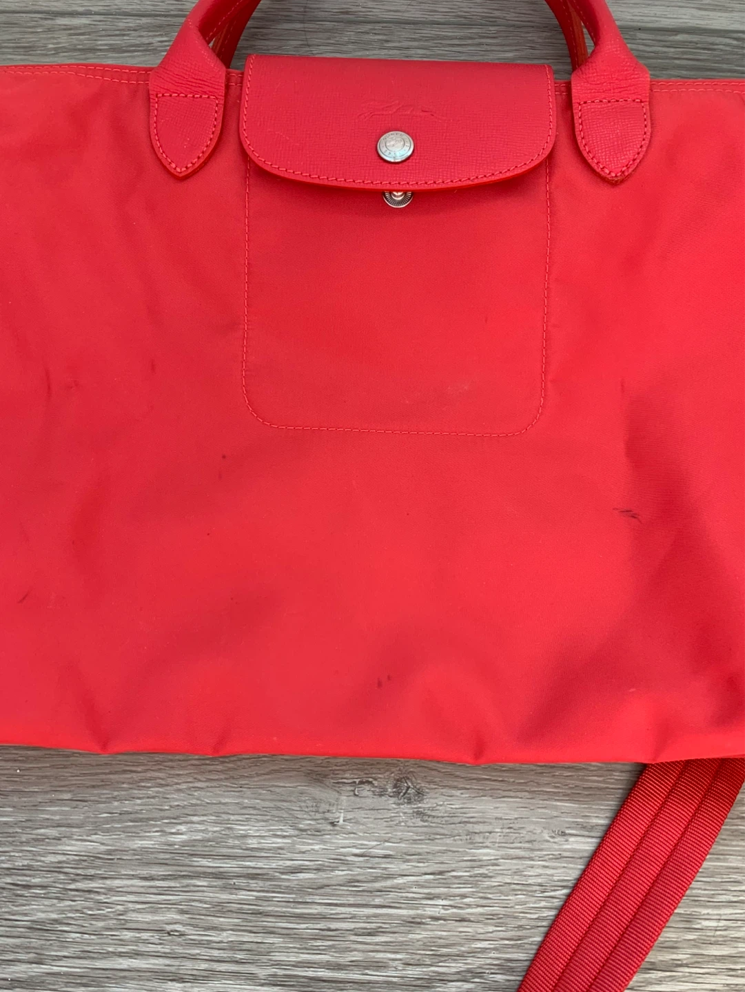 Longchamp Le Pliage Néo Medium Crossbody Bag - Red/Peony - photo 5