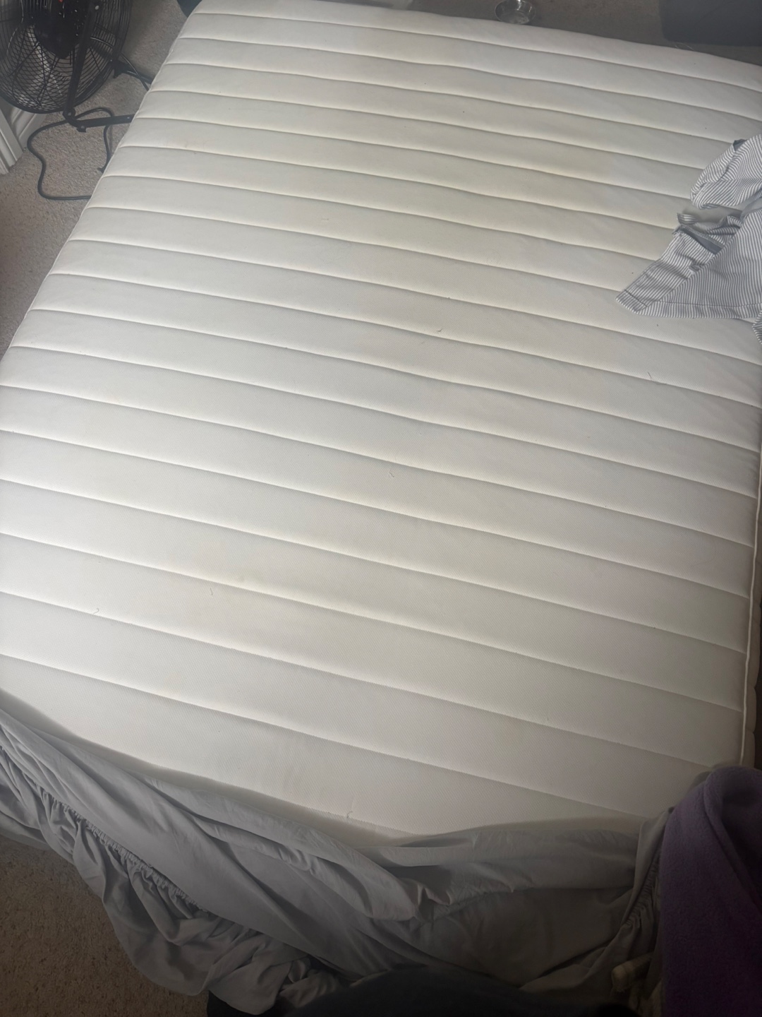 Queen ikea bed frame - photo 2