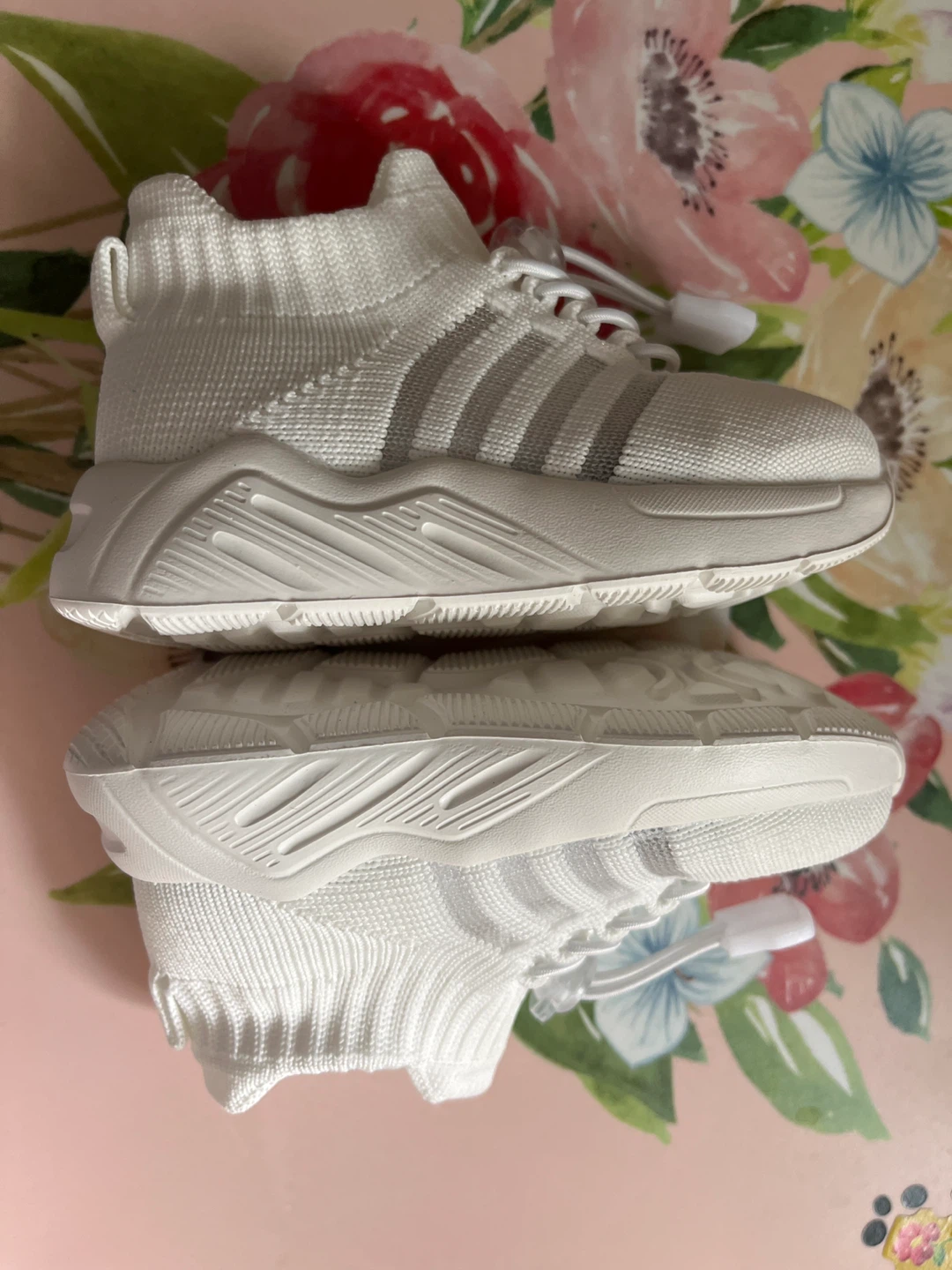 New!!! White Knit Sneakers - Size 21 - photo 3