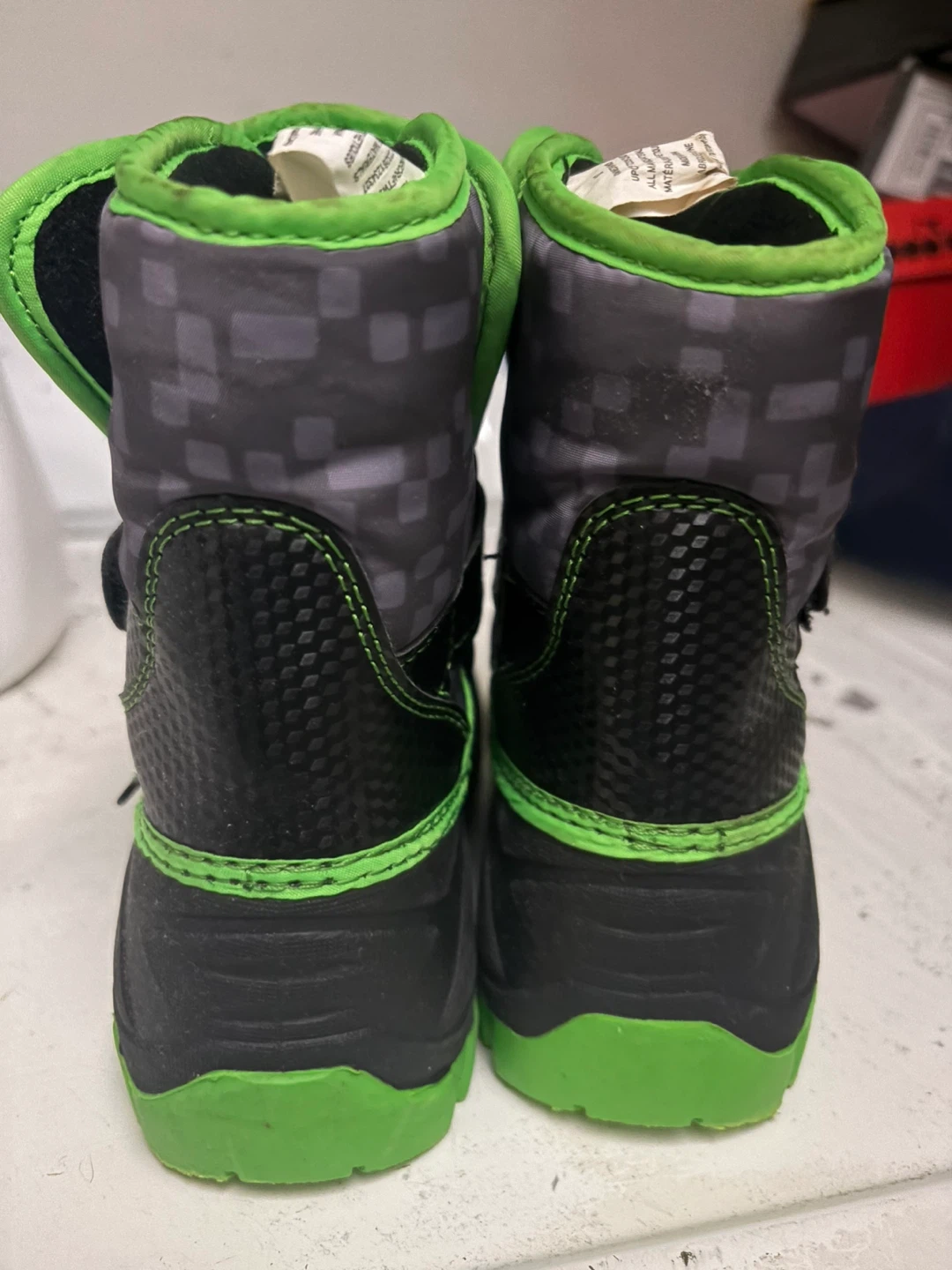 Minecraft Kids Snow Boots Size 12 - photo 4