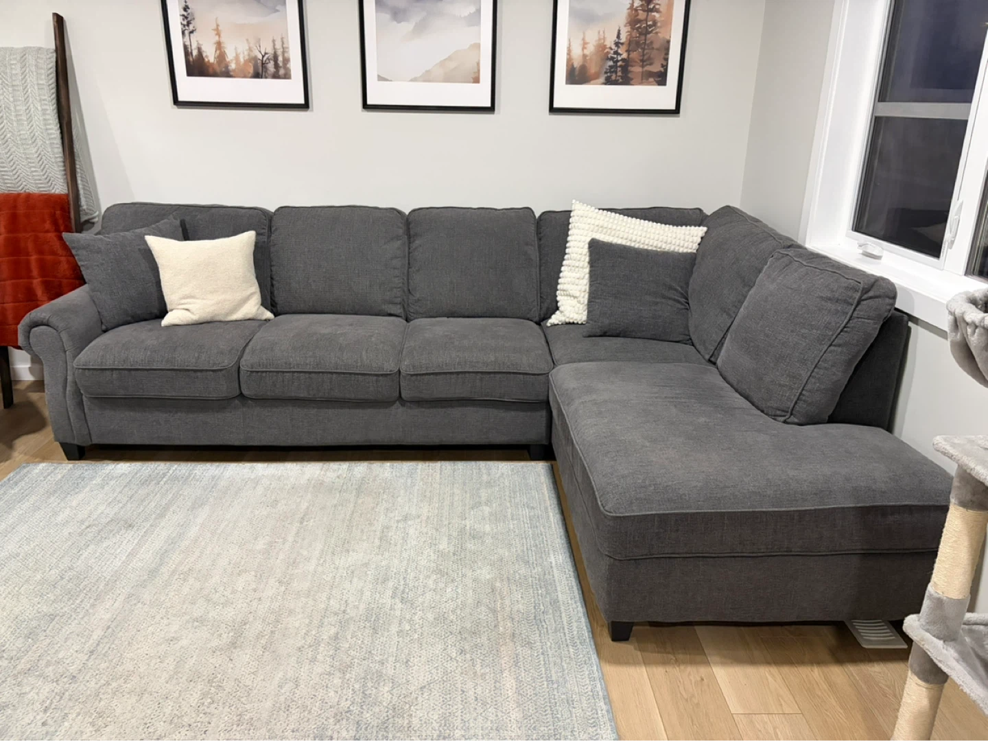 Kasey 2-Piece Sectional - Grey