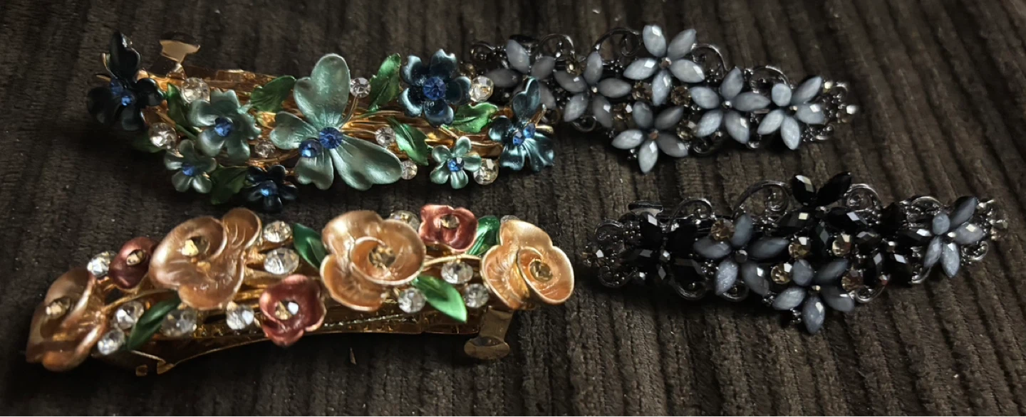Set of 4 Decorative Barrette Hair Clips