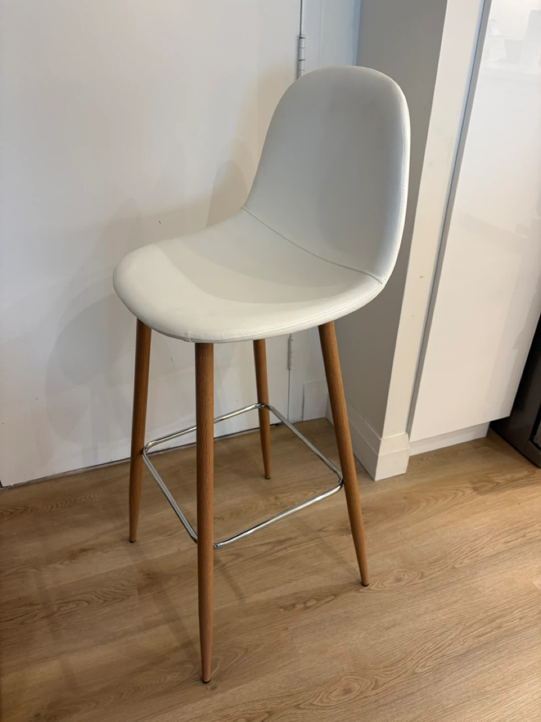 White Bar Stool with Wood Legs