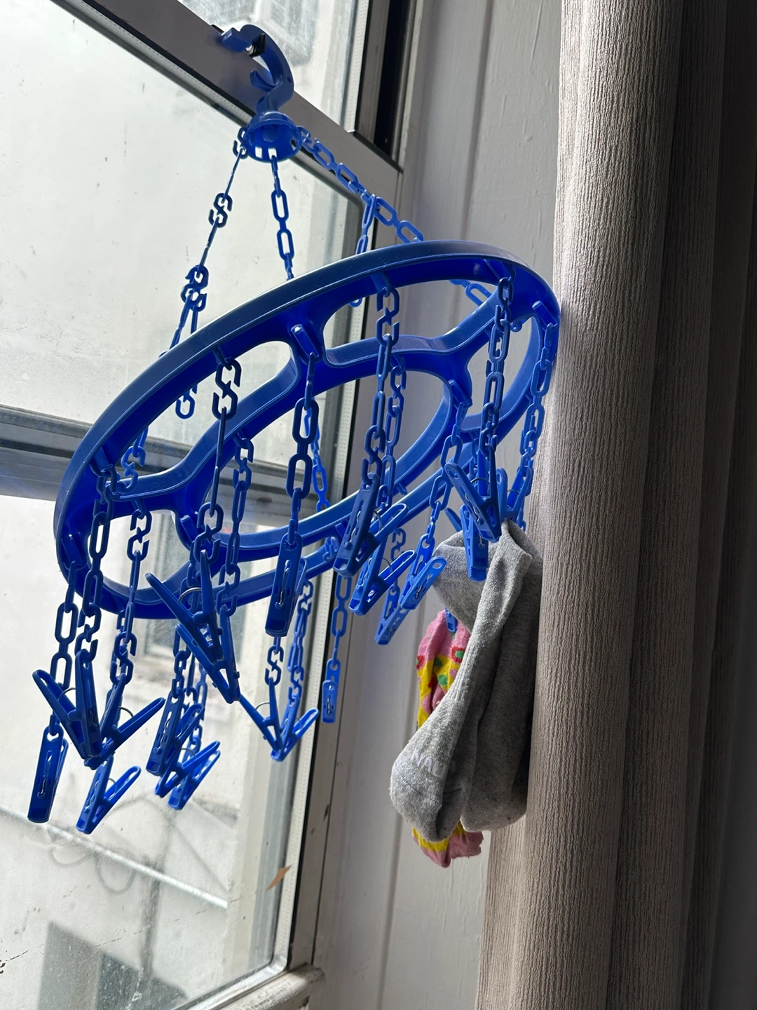 Blue Plastic Laundry Drying Hanger with Clips