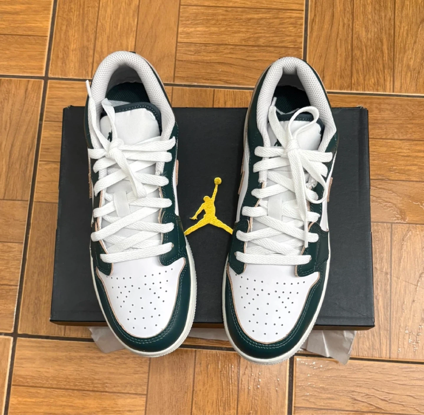 New Nike Air Jordan 1 Low SE Big Kids "Oxidized Green" - photo 2