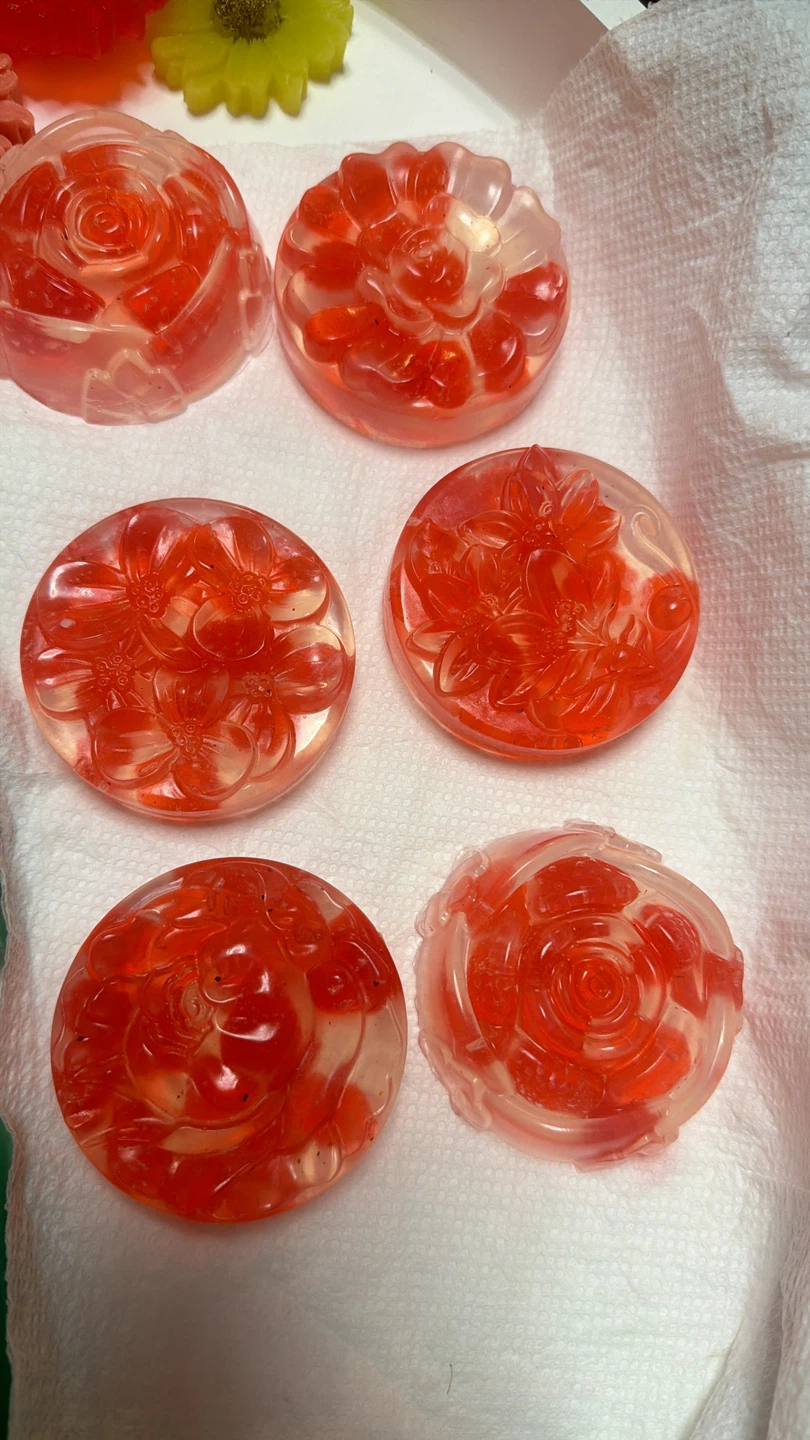 Set of 5 handmade floral and fruit slice soaps