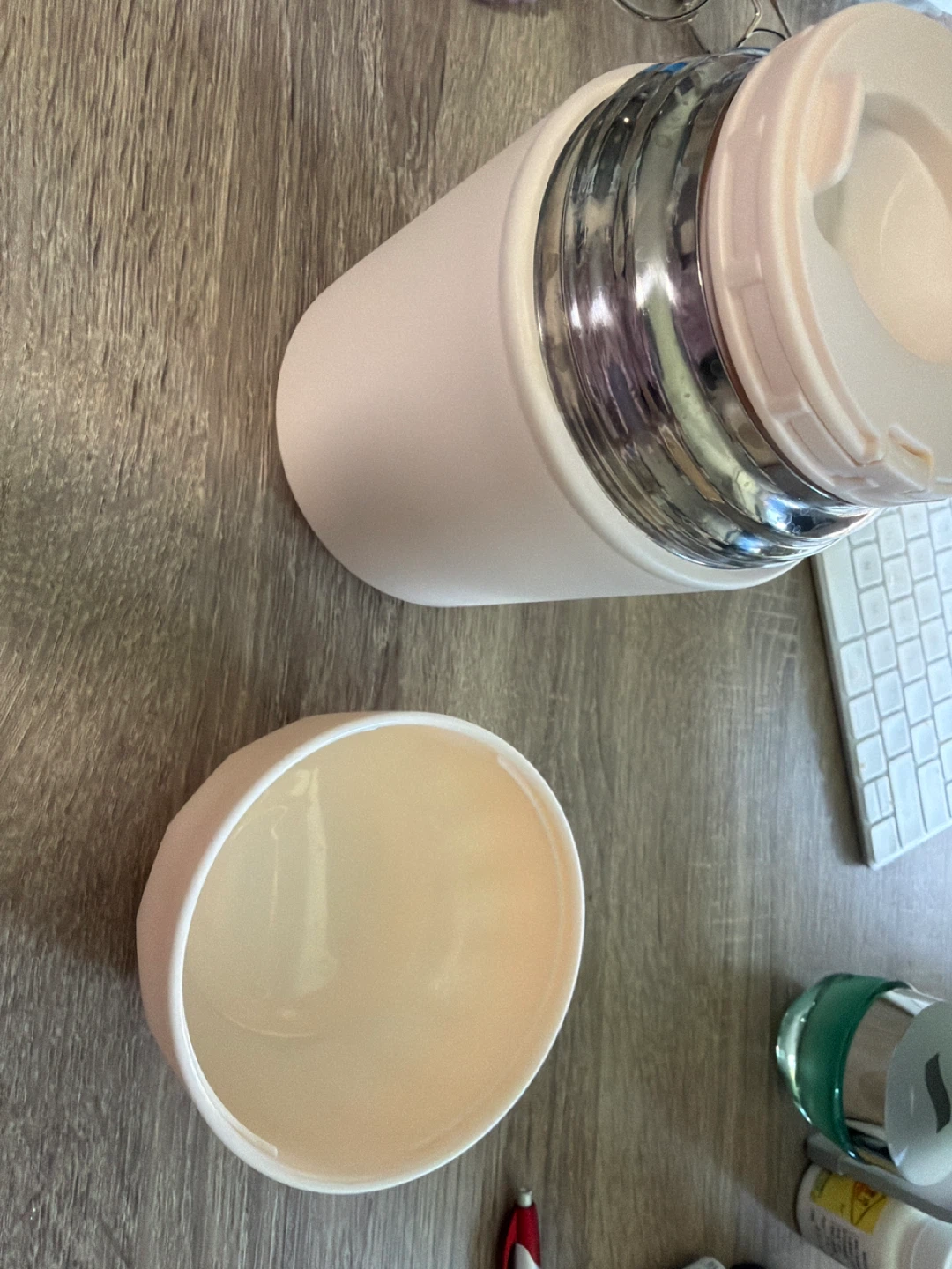Cream Insulated Food Jar in great condition - photo 2