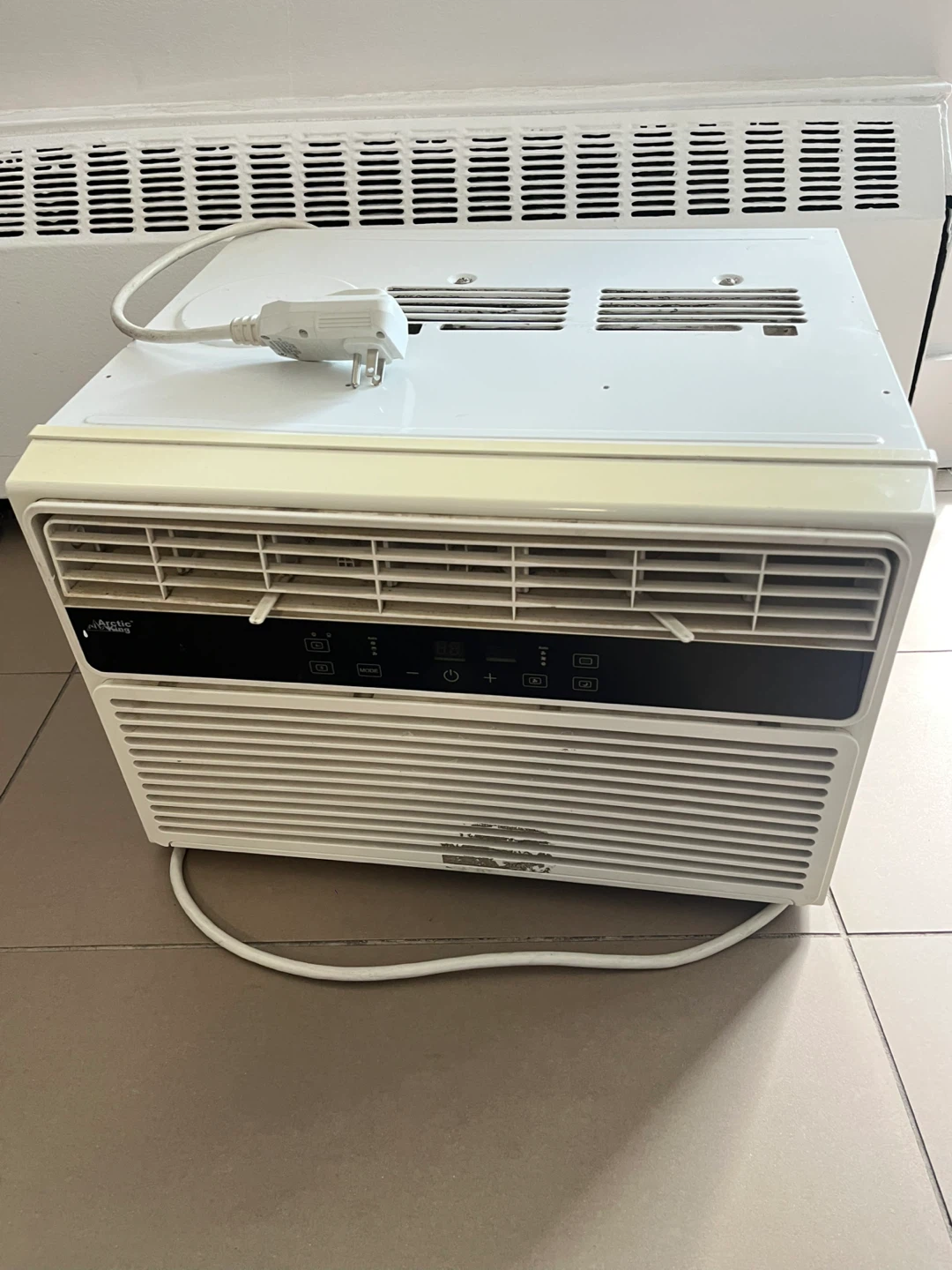 Arctic King Window Air Conditioner - photo 2