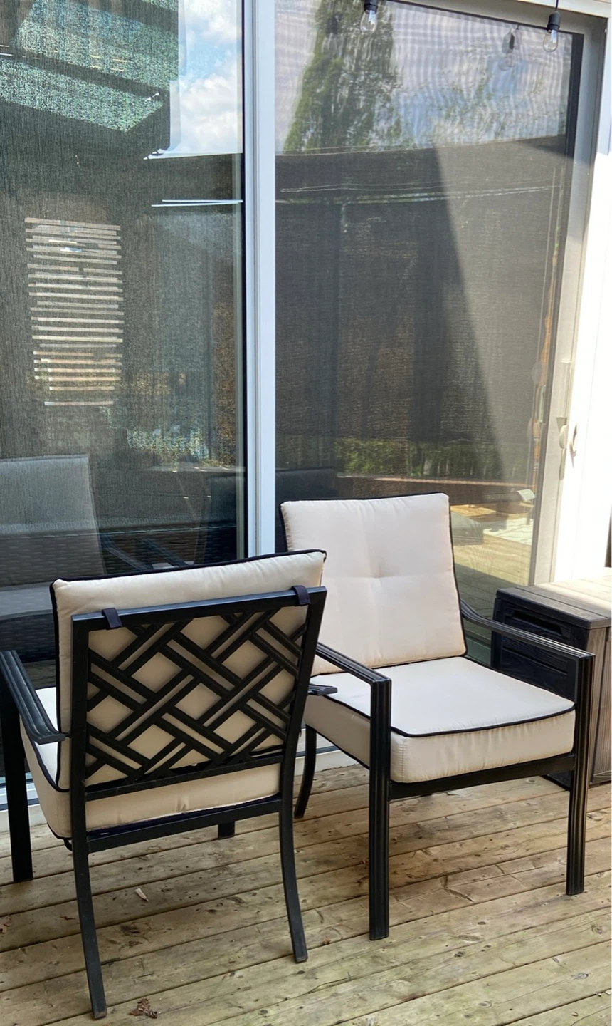 Black Metal Armchairs x 4 with Beige Cushions - photo 3