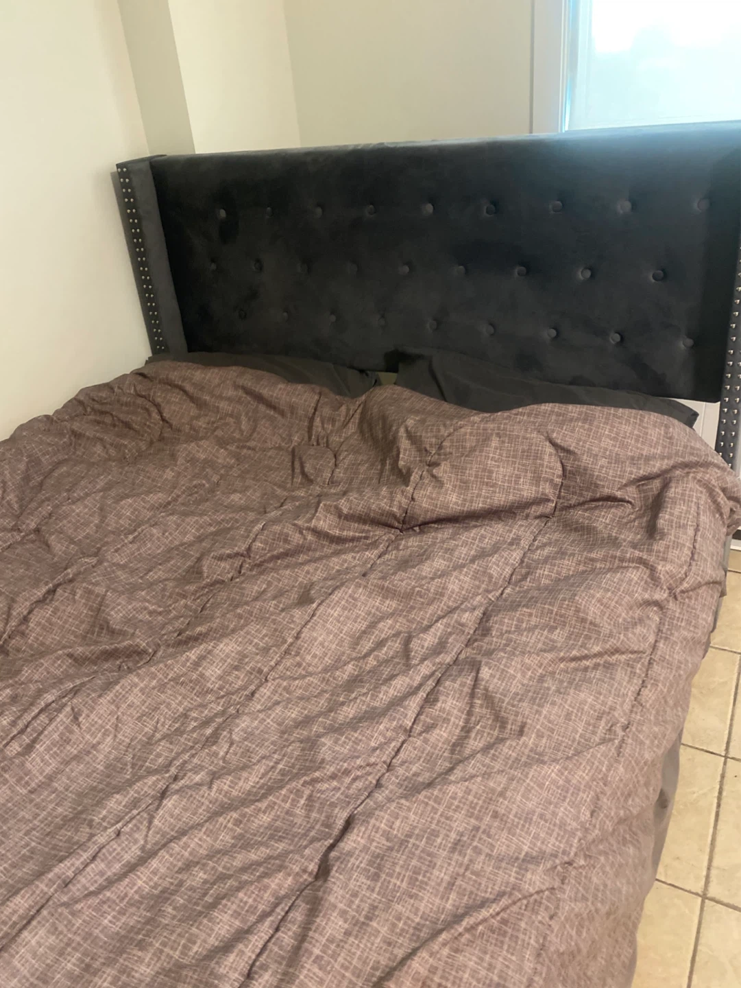 Dark Grey Velvet Tufted Headboard Bed Frame