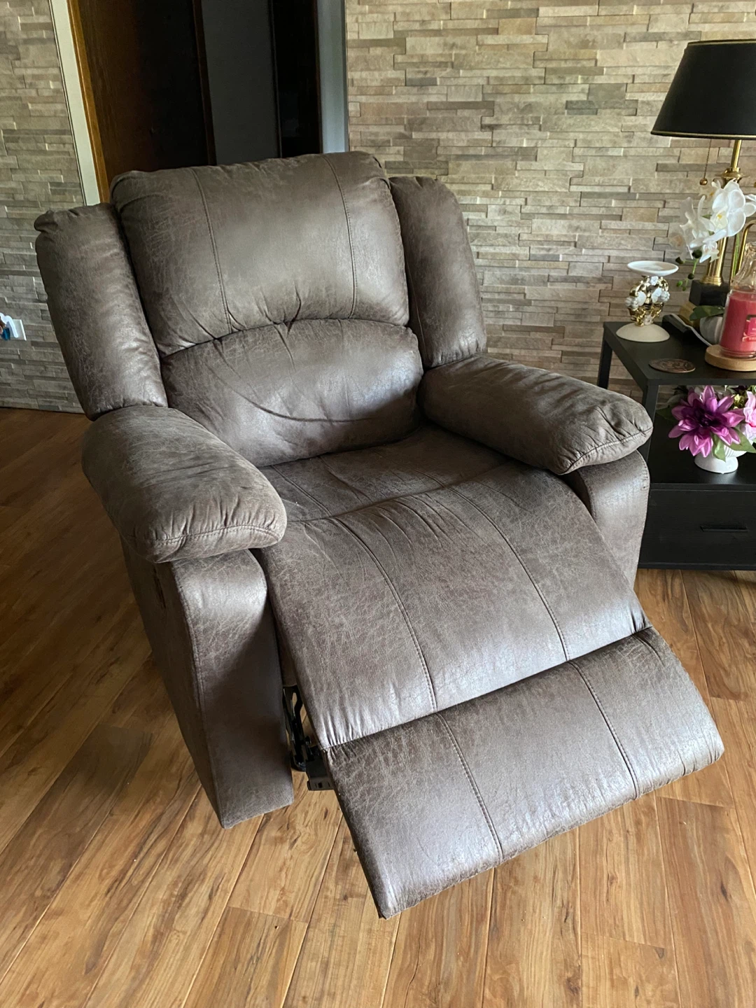 Gray Reclining Loveseat and Recliner Set - photo 4