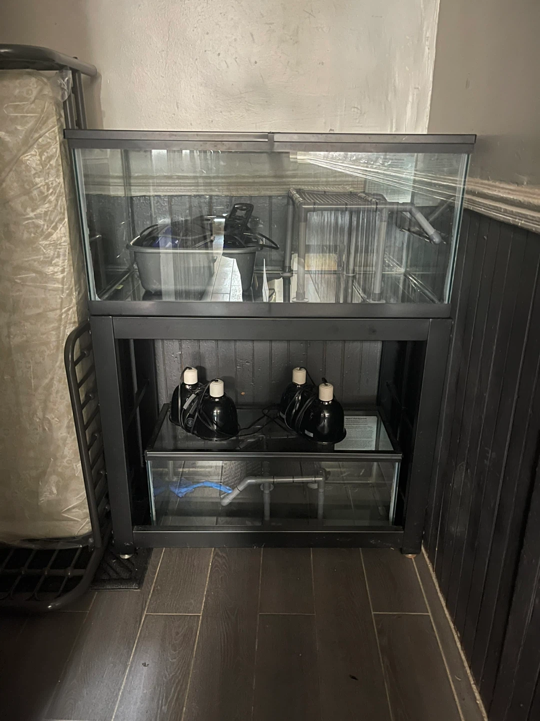 Large Glass Aquarium with Stand and Equipment - photo 2