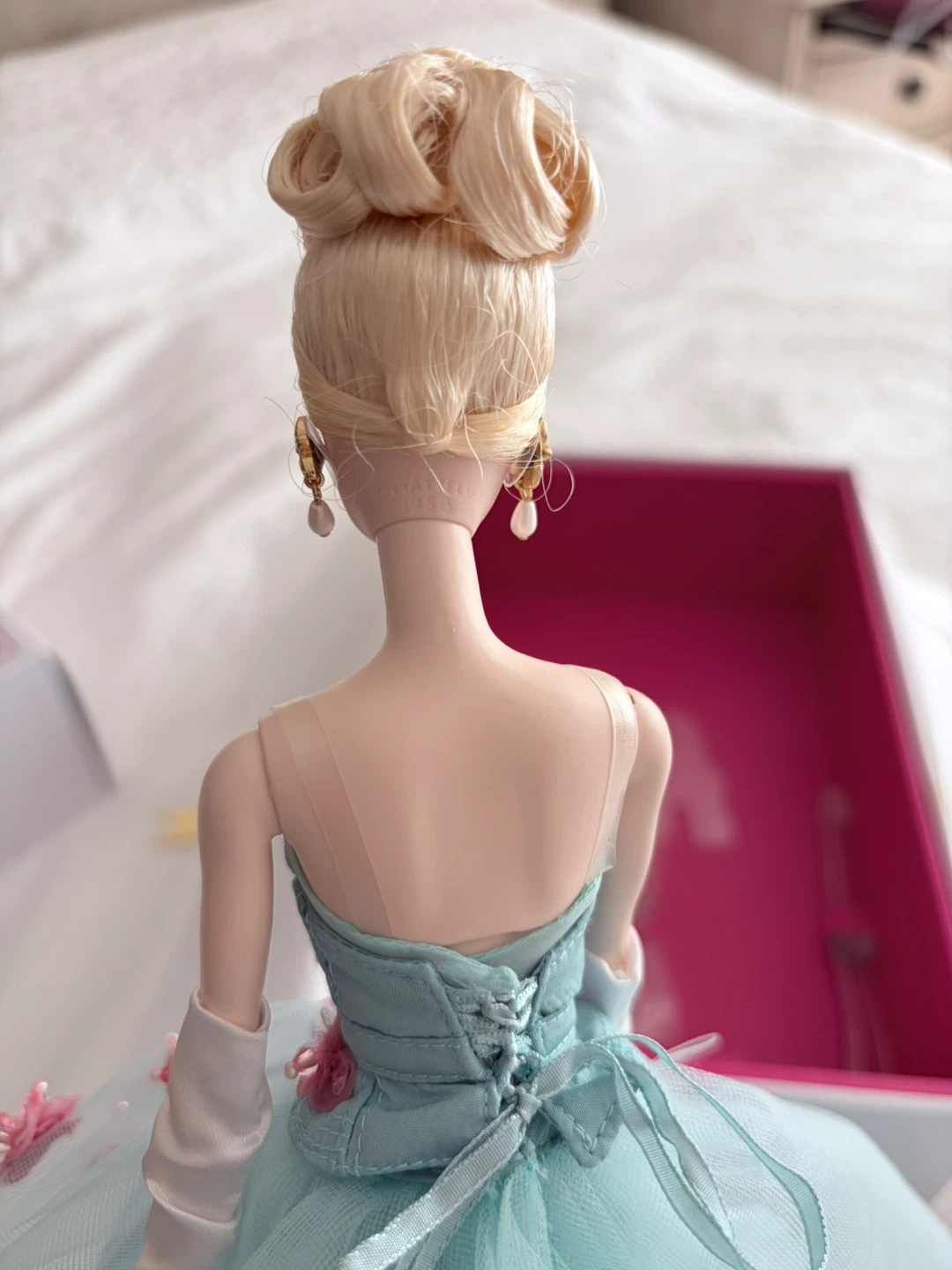 Barbie by Robert Best: The Gala's Best Barbie doll ~ 1 of 5000 - photo 4