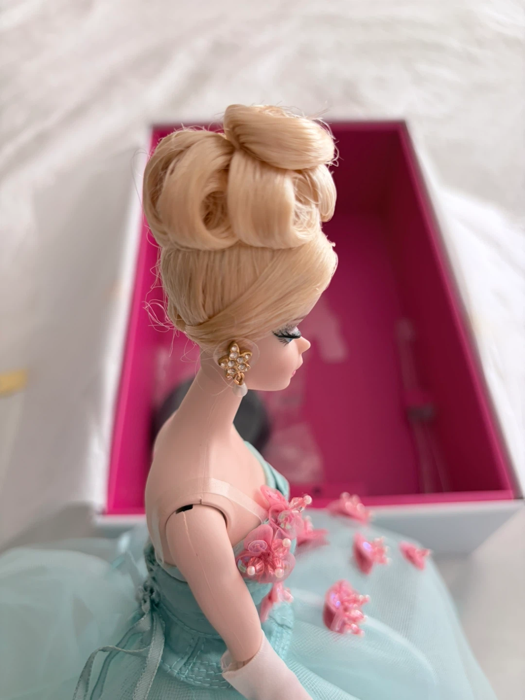 Barbie by Robert Best: The Gala's Best Barbie doll ~ 1 of 5000 - photo 2