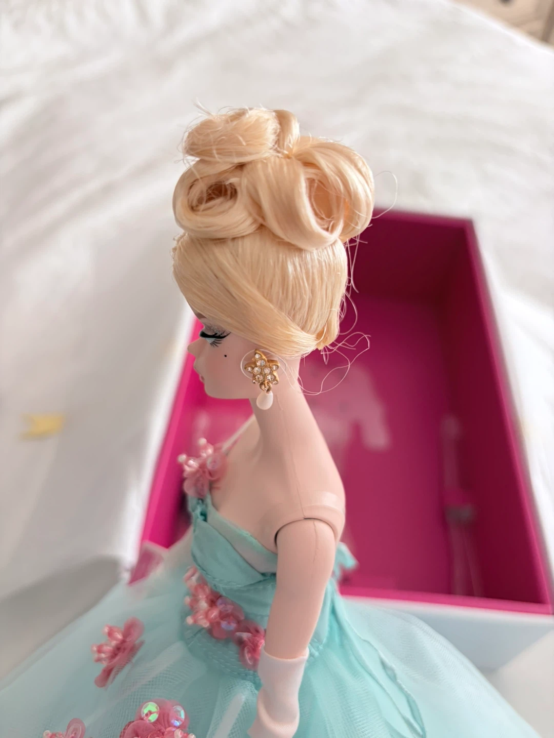 Barbie by Robert Best: The Gala's Best Barbie doll ~ 1 of 5000 - photo 3