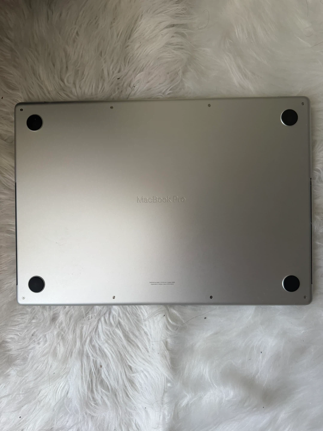 Apple MacBook Pro 16-inch M4 Pro Chip - photo 2