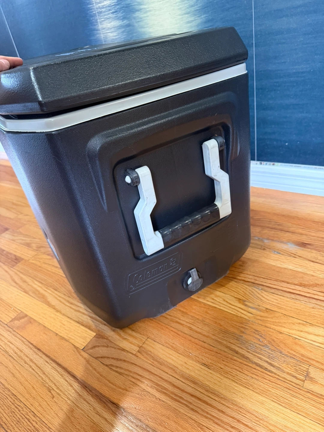 Coleman 70-Quart Xtreme 5-Day Hard Cooler - photo 4