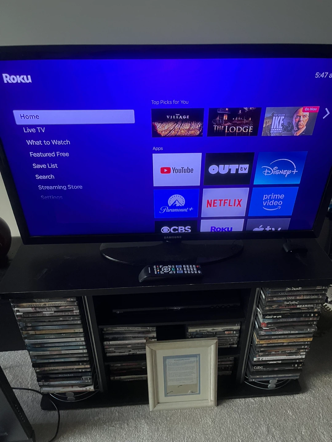 Samsung 40” tv with remote
