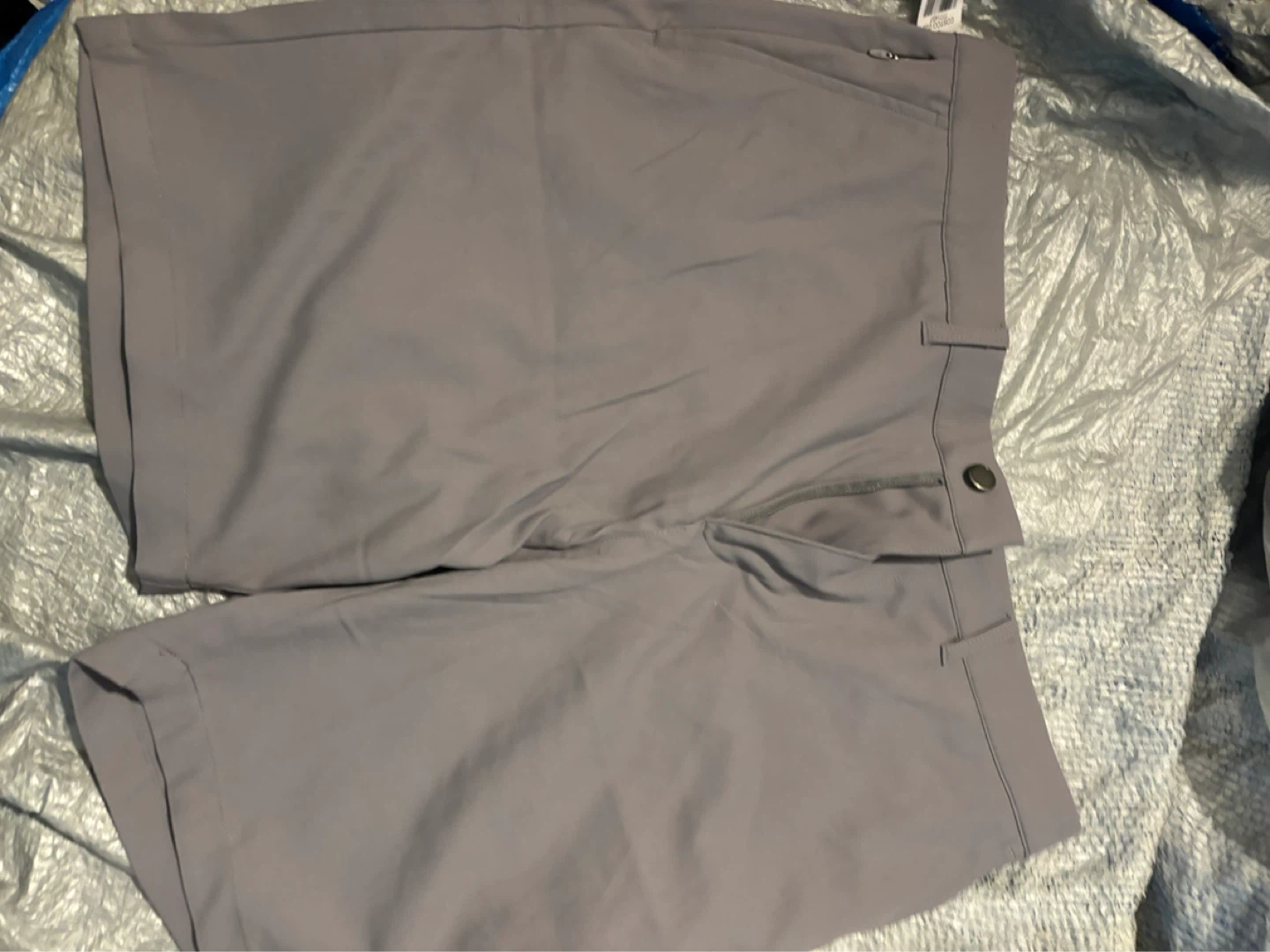 Kirkland Signature Men's Performance Shorts - Size 36 - photo 3